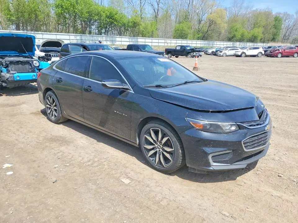 2017 CHEVROLET MALIBU LT  
