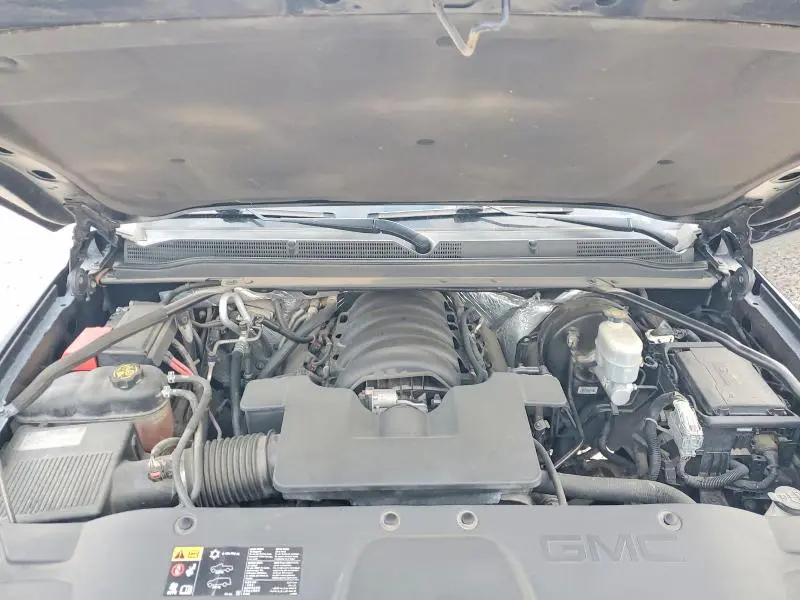 2015 GMC YUKON SLE  