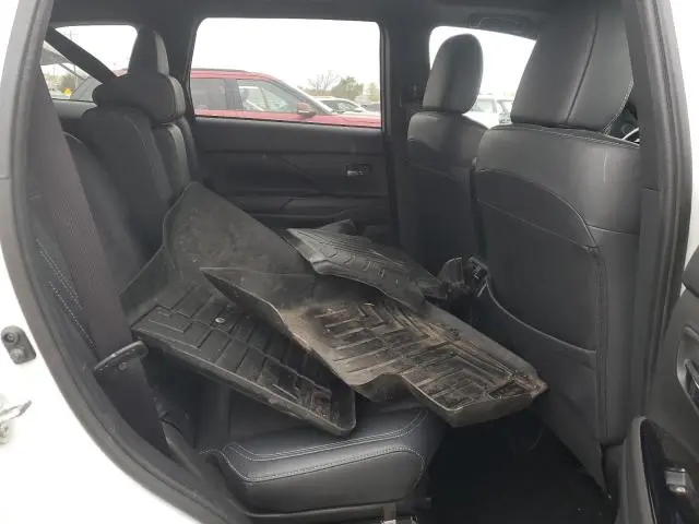 2019 MITSUBISHI OUTLANDER SE  