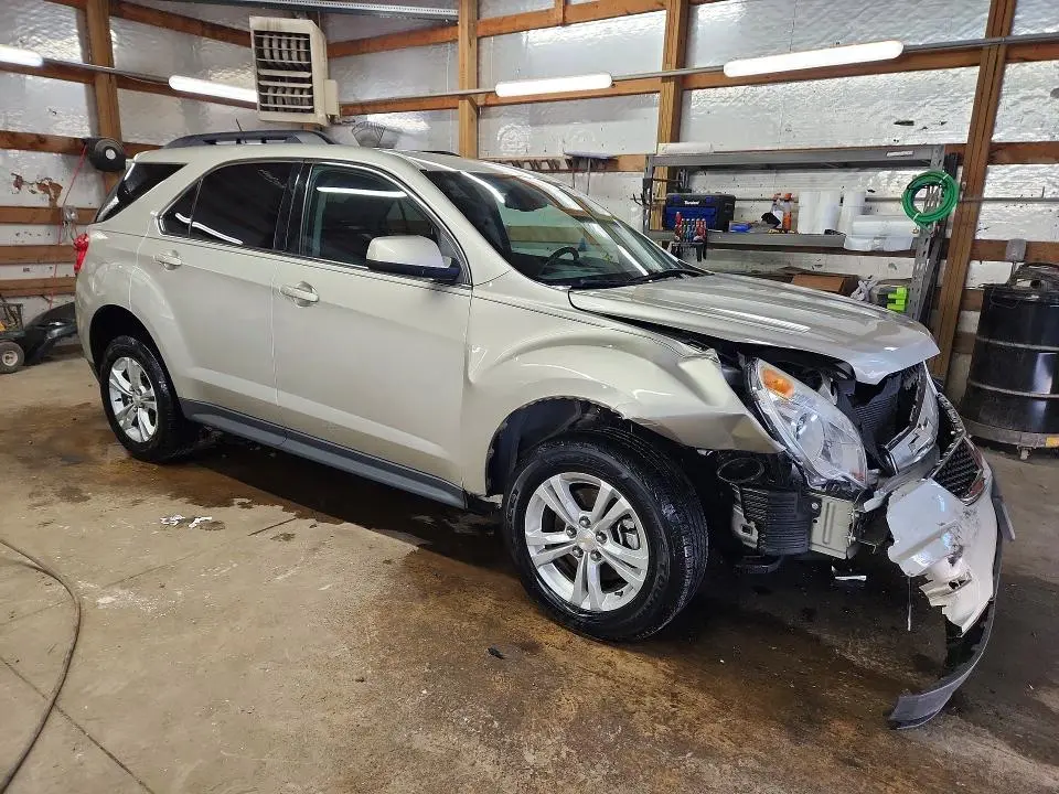 2015 CHEVROLET EQUINOX LT  