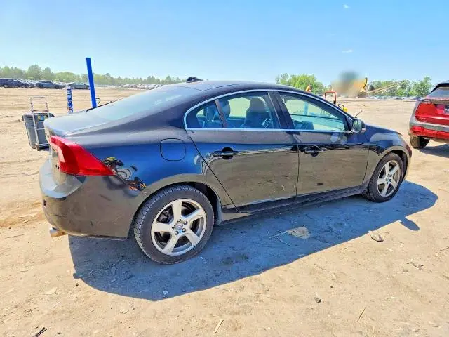 2013 VOLVO S60 T5  