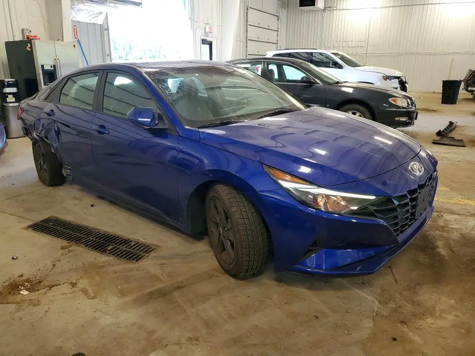 2021 HYUNDAI ELANTRA SEL  
