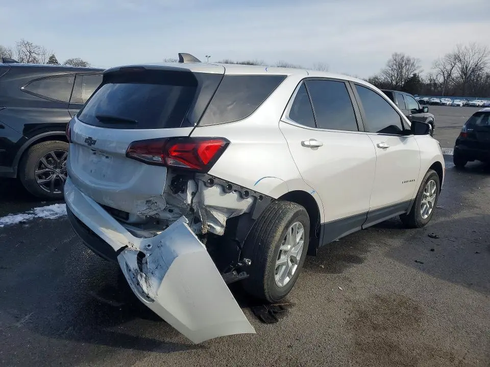 2022 CHEVROLET EQUINOX LT  