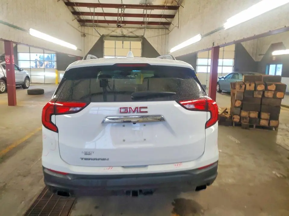 2018 GMC TERRAIN SLE  