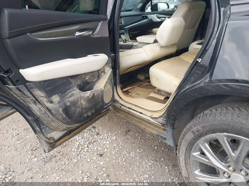 2021 CADILLAC XT5 SPORT