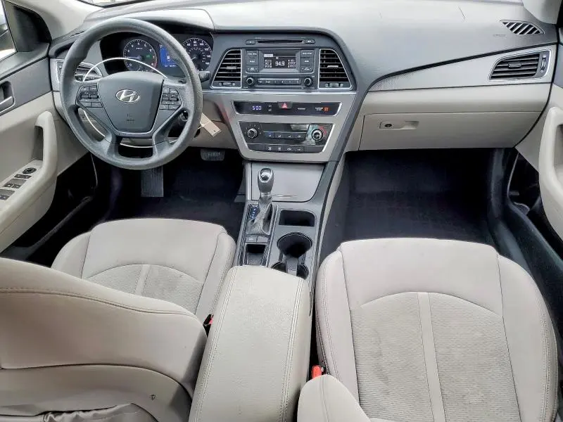 2017 HYUNDAI SONATA SE  