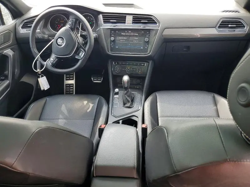 2021 VOLKSWAGEN TIGUAN SE  