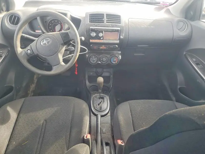 2010 TOYOTA SCION XD   