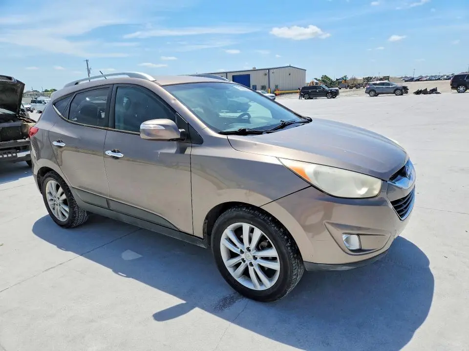 2013 HYUNDAI TUCSON LIMITED  