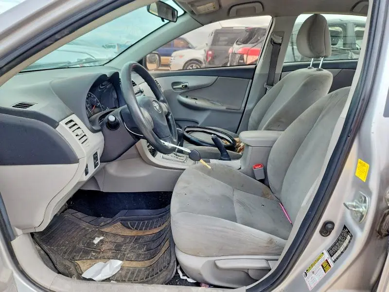 2011 TOYOTA COROLLA LE  