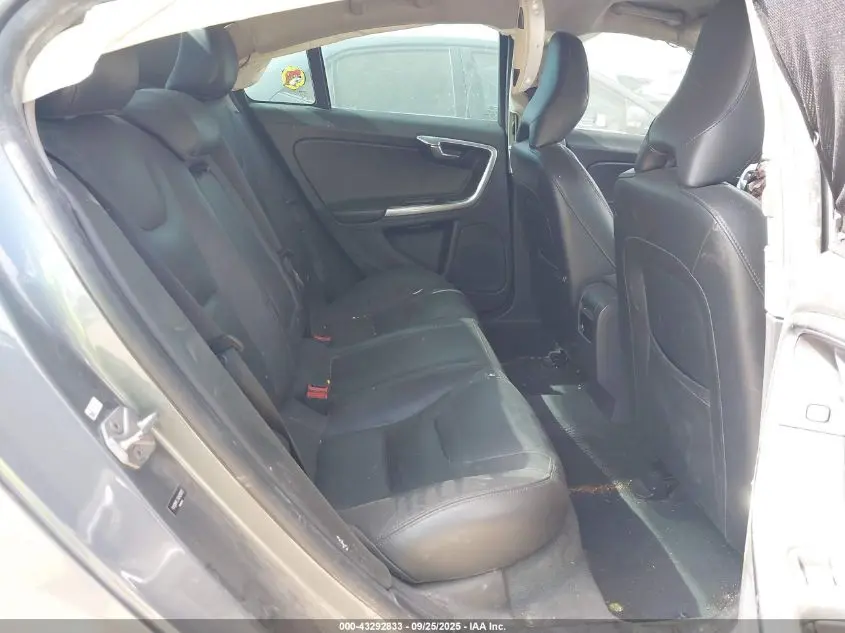 2017 VOLVO S60 T5 DYNAMIC