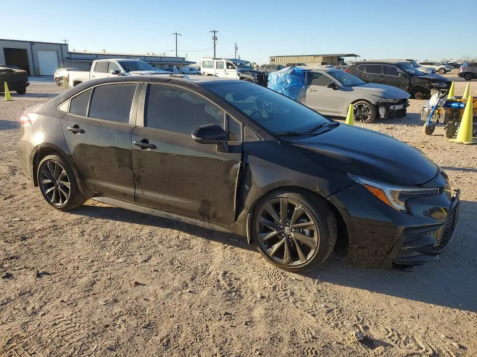 2025 TOYOTA COROLLA SE  