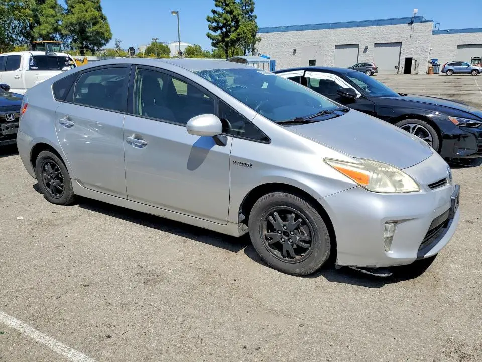 2013 TOYOTA PRIUS THREE  