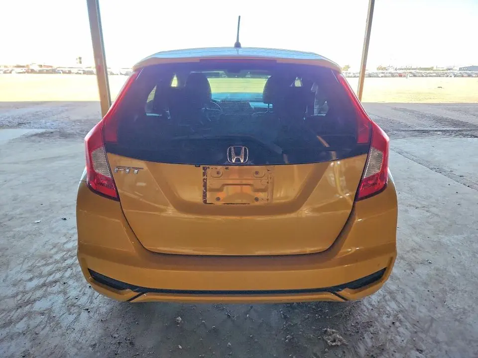 2018 HONDA FIT LX  
