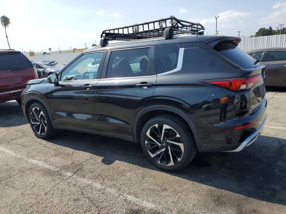 2022 MITSUBISHI OUTLANDER SE  
