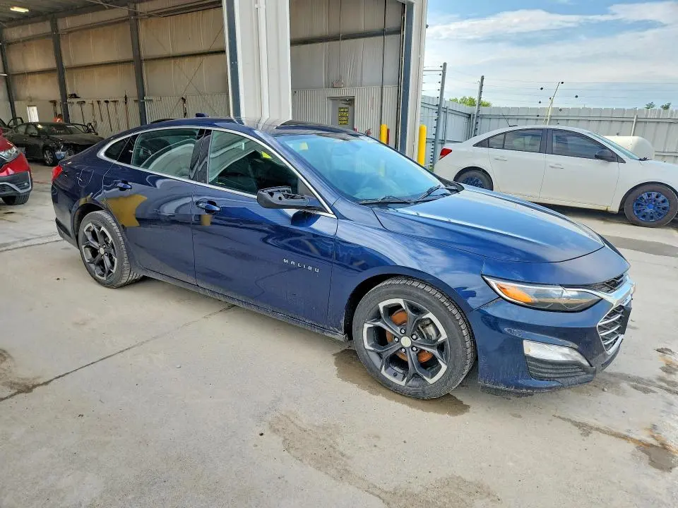 2021 CHEVROLET MALIBU LT  