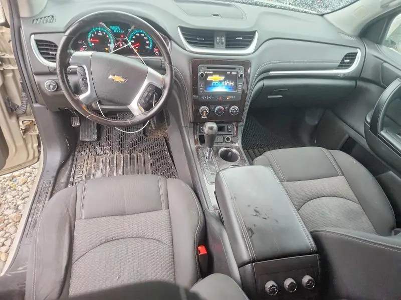 2015 CHEVROLET TRAVERSE LT  