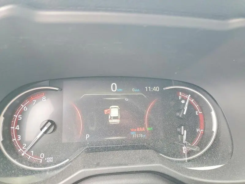 2024 TOYOTA RAV4 XLE  