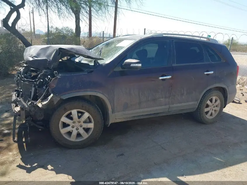 2012 KIA SORENTO LX