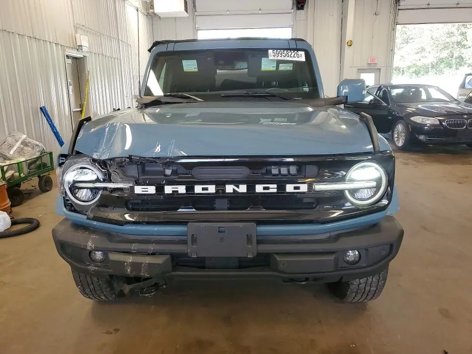 2022 FORD BRONCO BASE  