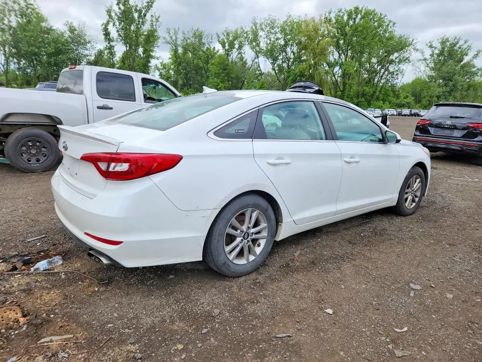 2017 HYUNDAI SONATA SE  