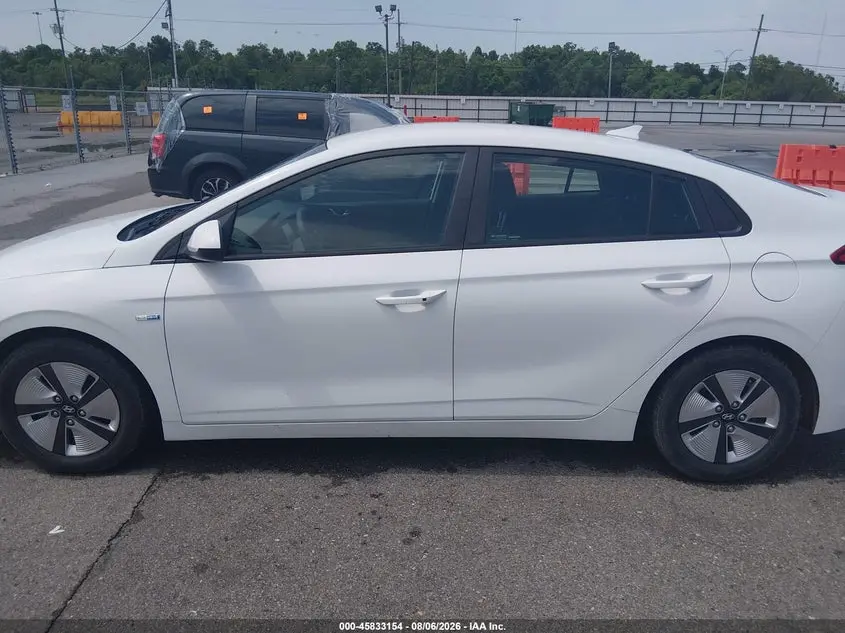 2019 HYUNDAI IONIQ HYBRID BLUE