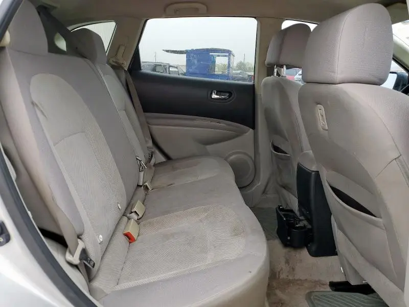 2013 NISSAN ROGUE S