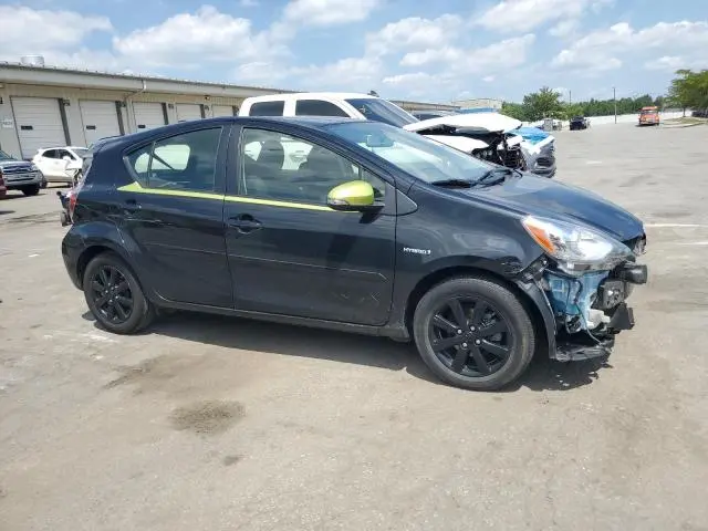 2016 TOYOTA PRIUS C   
