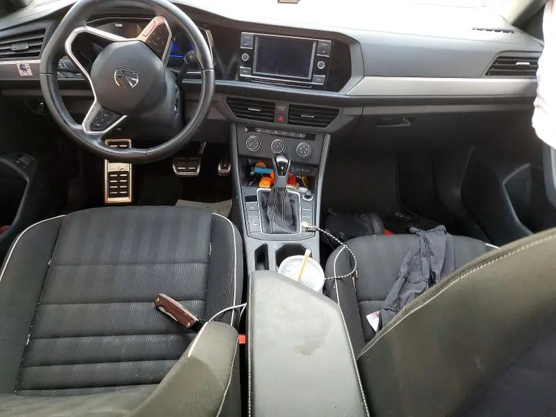 2024 VOLKSWAGEN JETTA SPORT  