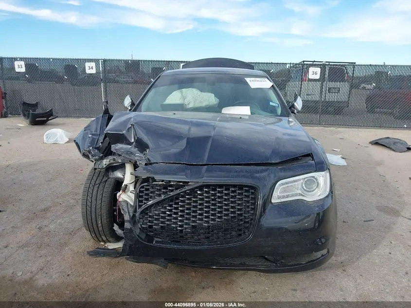 2018 CHRYSLER 300 TOURING