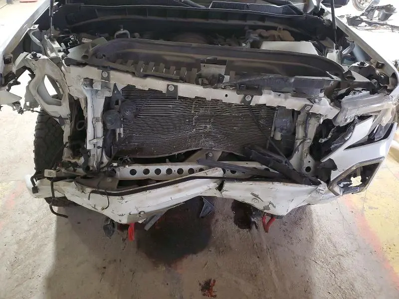 2021 GMC SIERRA K1500 AT4  