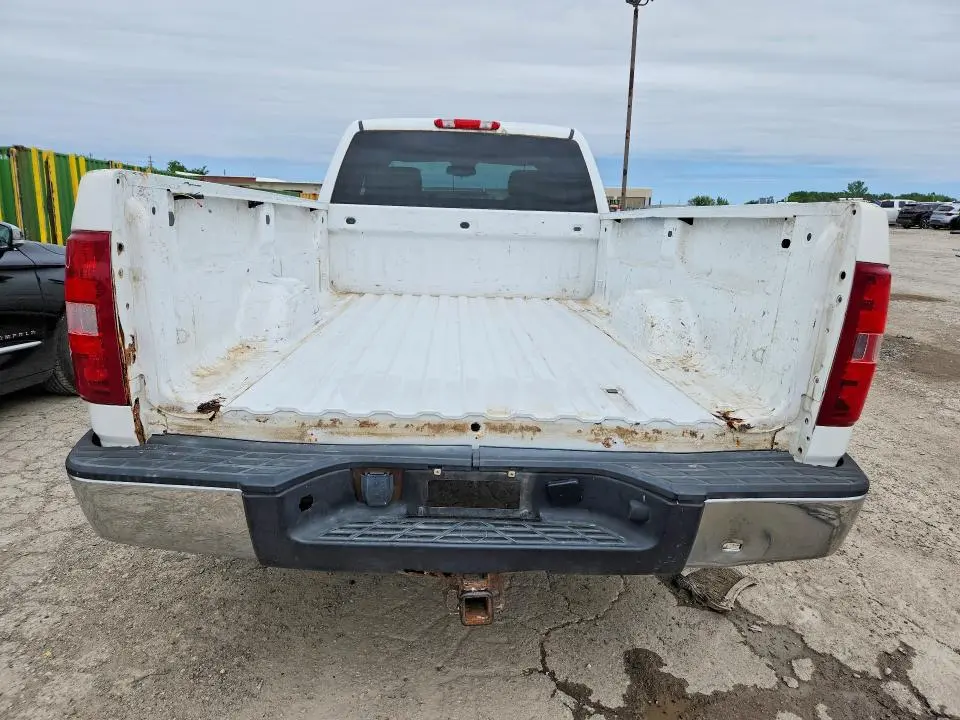 2011 CHEVROLET SILVERADO K1500 LT  
