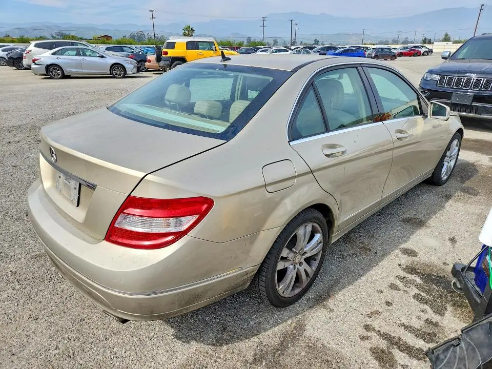 2010 MERCEDES-BENZ C 300  
