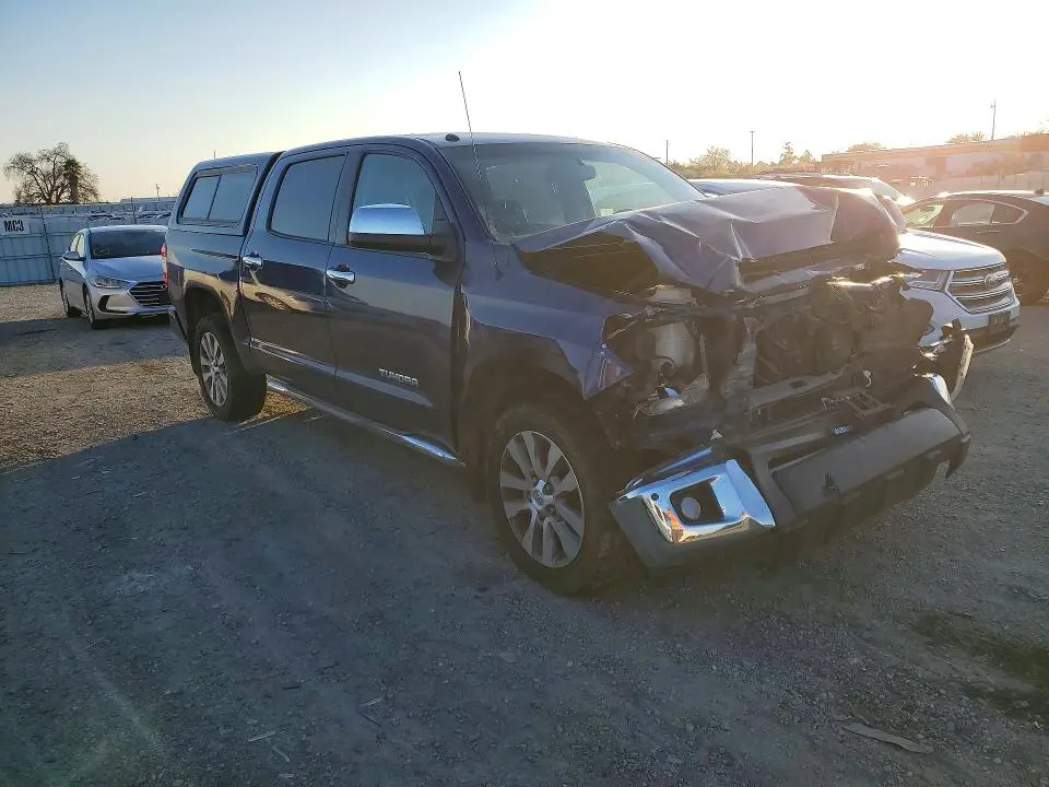 2014 TOYOTA TUNDRA CREWMAX LIMITED  