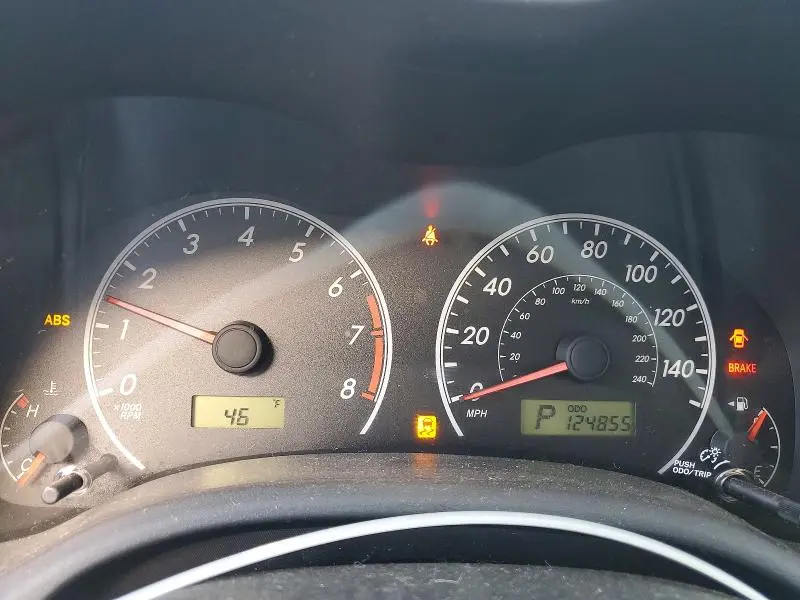 2013 TOYOTA COROLLA LE  