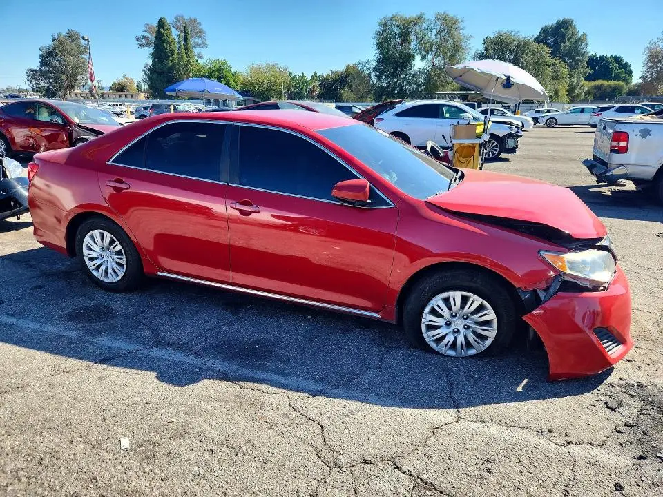 2014 TOYOTA CAMRY LE  