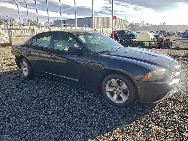 2014 DODGE CHARGER SE  