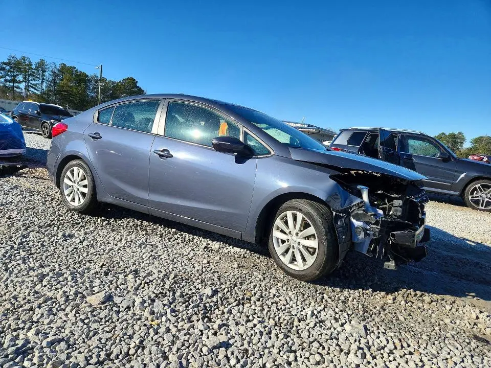 2015 KIA FORTE LX  