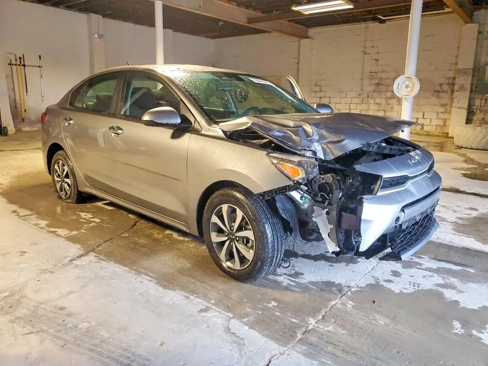2023 KIA RIO S  