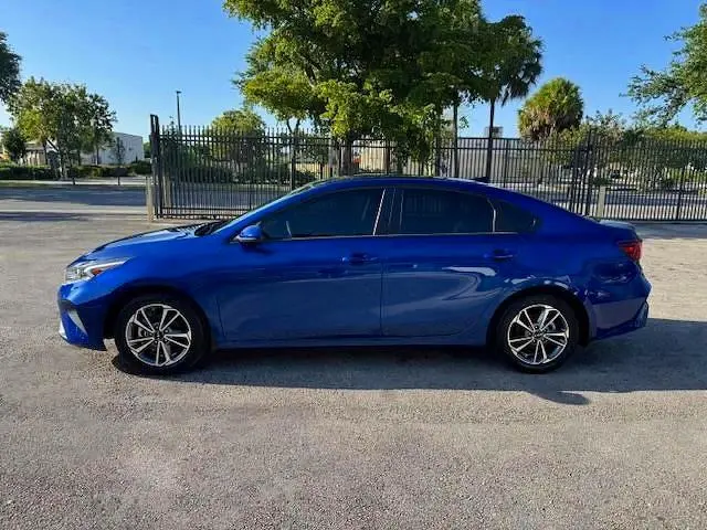 2022 KIA FORTE LXS  