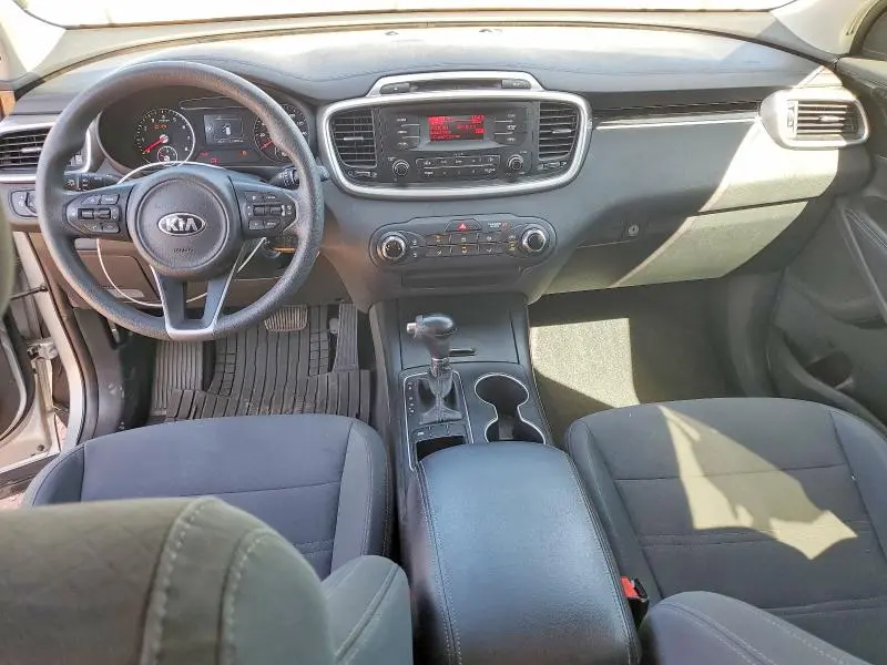 2016 KIA SORENTO L  