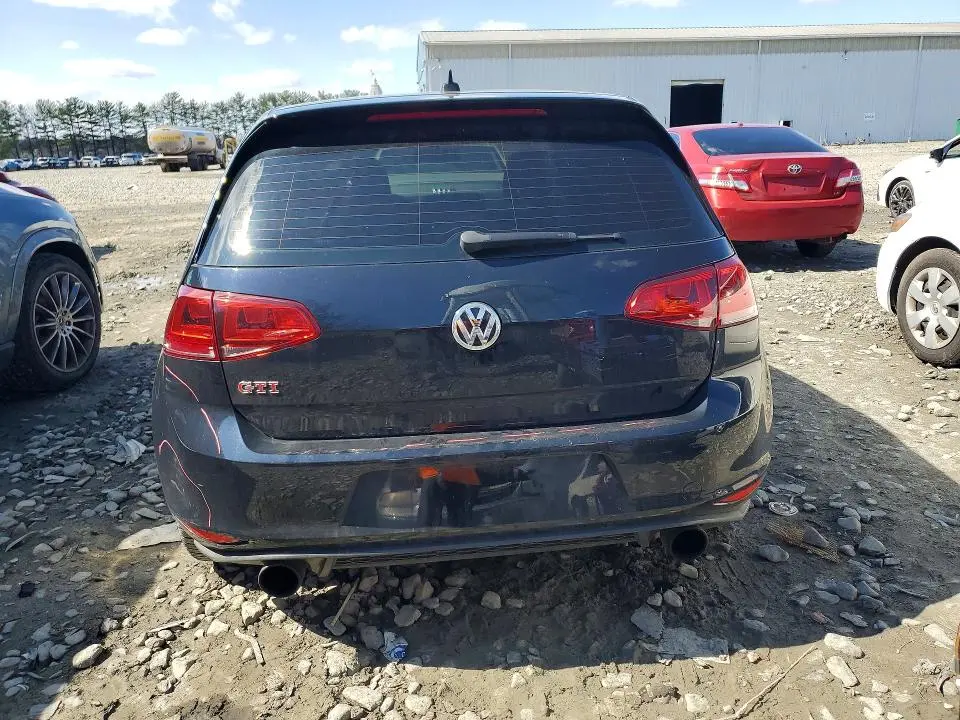 2017 VOLKSWAGEN GTI SPORT  