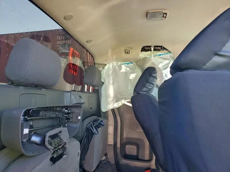 2018 NISSAN FRONTIER S  