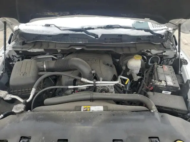 2019 RAM 1500 CLASSIC SLT