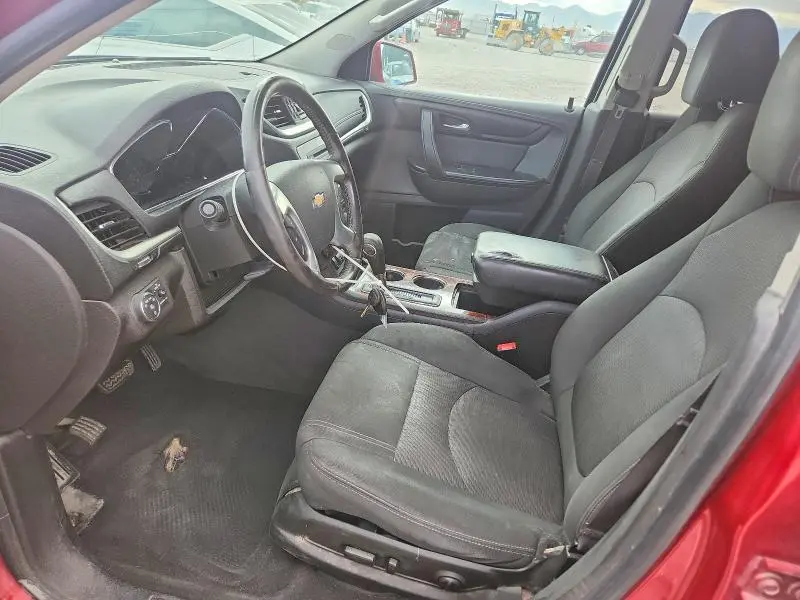 2013 CHEVROLET TRAVERSE LT  
