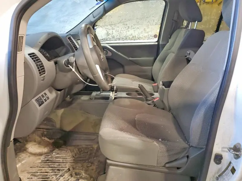 2017 NISSAN FRONTIER S  