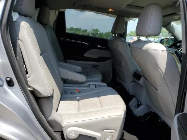 2015 TOYOTA HIGHLANDER HYBRID LIMITED  