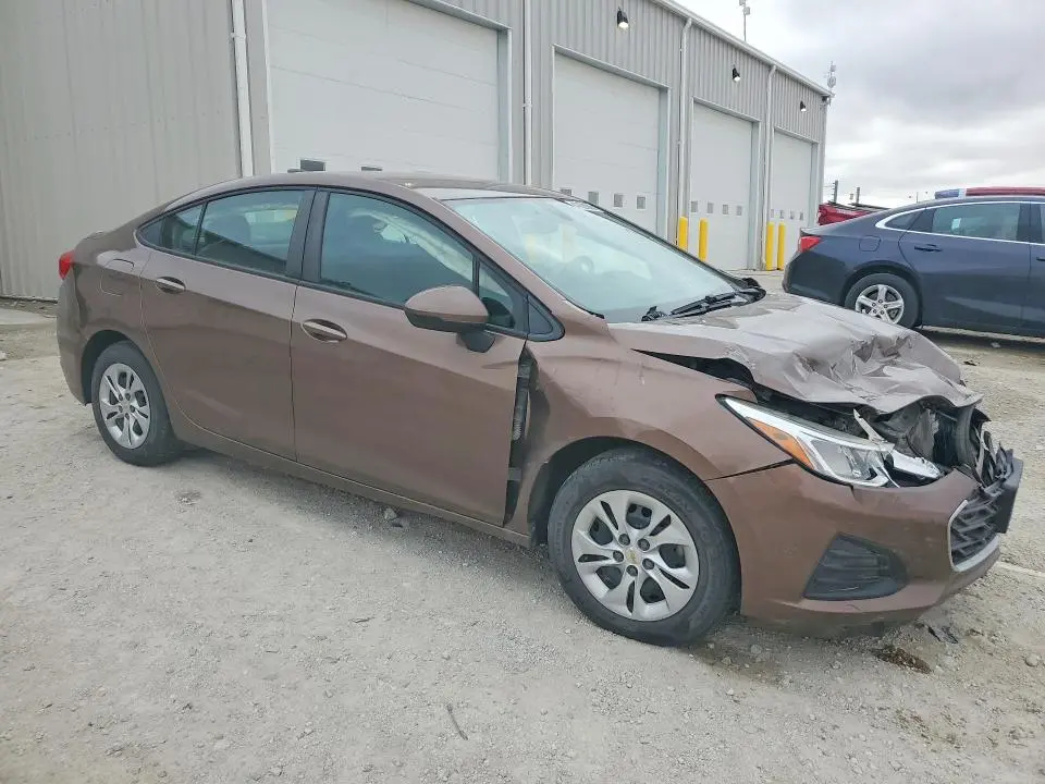 2019 CHEVROLET CRUZE   