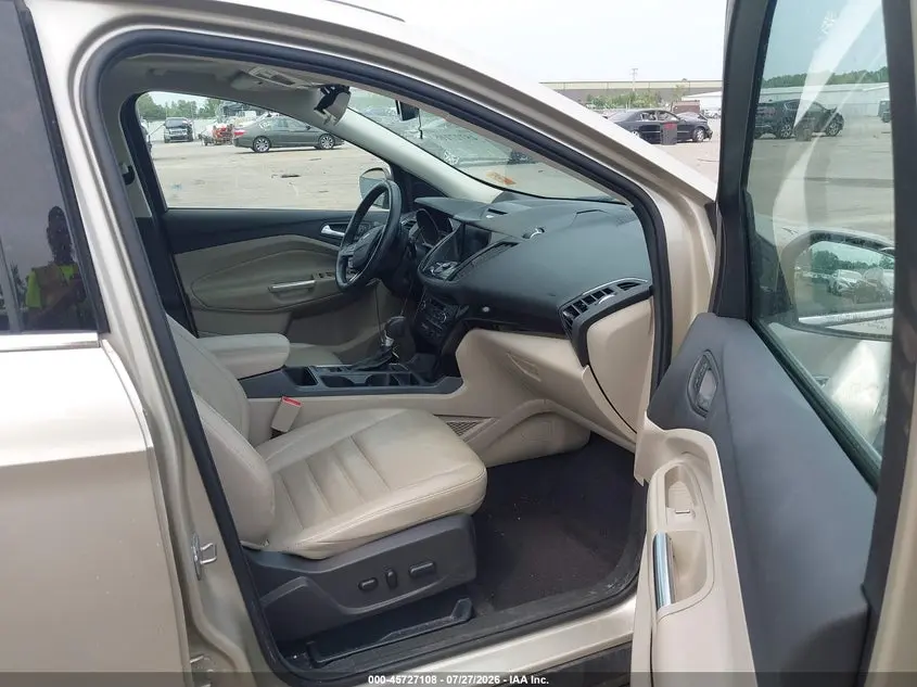 2017 FORD ESCAPE TITANIUM