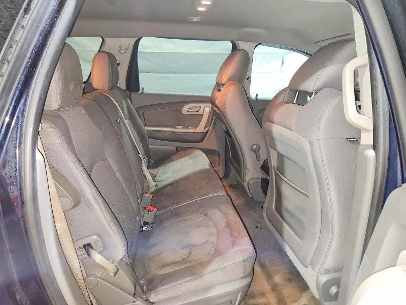 2011 CHEVROLET TRAVERSE LS  